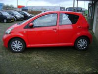 Occasion Toyota Aygo 2007 Rood Hatchback