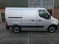 tweedehands Renault Master T28 2.3 dCi L1H1*130pk* navi/camera* 3zits*