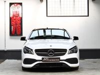 tweedehands Mercedes CLA180 | Panoramadak | Nightpakket | Camera | Stoelverwar