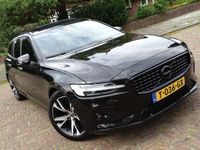 tweedehands Volvo V60 2.0 B4 179PK R-Design / 2021 / LED