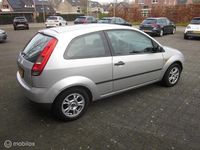 Occasion Ford Fiesta 69 PK (50 kW) 2003 Grijs Hatchback