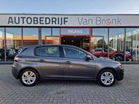 tweedehands Peugeot 308 1.2 PureTech 110PK Active | Trekhaak | Navigatie