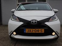 Occasion Toyota Aygo X-play 69 PK (50 kW) 2014 Wit Hatchback