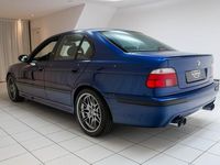 tweedehands BMW M5 E39 V8 * Avus Blau * History * Perfect *