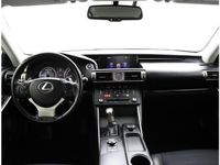 tweedehands Lexus IS300h Business Line | Dealeronderhouden | Achteruitrijcamera | 17 Inch lichtmetalen velgen