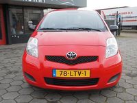 Occasion Toyota Yaris Cool 69 PK (50 kW) 2010 Rood Hatchback
