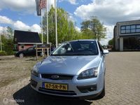 tweedehands Ford Focus 1.6-16V Ambiente 5DRS, '06 Clima|Cruise|Trekhaak!