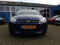 tweedehands Ford Focus Wagon 1.0i "Edition" Airco - Trekhaak - Nw Distributie !!!