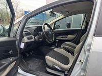 Occasion Fiat Grande Punto 77 PK (56 kW) 2006 Grijs (metallic) Hatchback