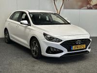 Occasion Hyundai i30 Comfort 120 PK (88 kW) 2023 Wit (metallic) Hatchback