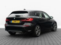 tweedehands BMW 118 1-SERIE i 140pk Executive Edition | ECC | Carplay | 2x PDC | Full LED
