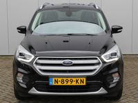 tweedehands Ford Kuga KUGA 1.5-150pk EcoBoost Titanium X-pack. Correct nette, secuur onderhouden! Trekgewicht 2.000kg ! Volautm. airco dual, navigatie, tel;efoon voorbereiding, Sony soundsyst., Xenon verlichting, elektrische trekhaak, stoel-, stuur- en voorraam