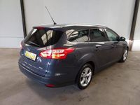 tweedehands Ford Focus Wagon 1.6 TDCI Titanium XENON PARK ASSIST LED HALF