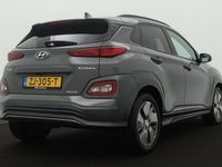 tweedehands Hyundai Kona BWJ 2019 / EV Fashion 64 kWh ( 18.499,- na subsidie ) / Clima / Camera a. / Navigatie / Cruise / Head Up / Carplay / Privacy glass /