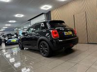 Occasion Mini Cooper Business 136 PK (100 kW) 2018 Zwart Hatchback