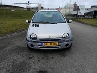 Occasion Renault Twingo Dynamique 58 PK (42 kW) 2002 Grijs Hatchback