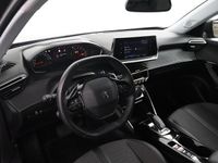 tweedehands Peugeot 2008 1.2 PureTech Allure | Automaat | Camera | Navigati
