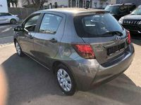 tweedehands Toyota Yaris 1.5i VVT-i Hybrid Active E-CVT **GARANTIE 1AN**