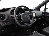 Occasion Toyota Yaris Hybrid Executive 101 PK (74 kW) 2018 Wit Hatchback