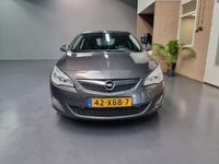tweedehands Opel Astra 2.0 CDTi Cosmo 1E EIEGNAAR AUTOMAAT NAVI NL AUTO NAP