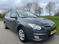 tweedehands Hyundai i30 CW 1.4i Blue Dynamic climate control