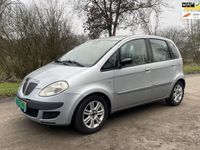 Occasion Lancia Musa 95 PK (69 kW) 2005 Grijs MPV