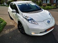 tweedehands Nissan Leaf Tekna 30 kWh/Airco/Navi/360 Cam/Leder/Parelmoer/Bose sound