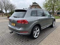 tweedehands VW Touareg 3.0 TDI R-line “Panoramadak”