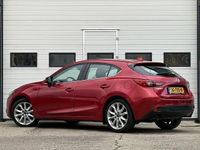 Occasion Mazda 3 120 PK (88 kW) 2016 Rood (metallic) Hatchback