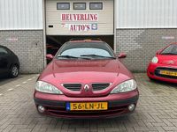 Occasion Renault Mégane GrandTour Dynamique 107 PK (78 kW) 2003 Rood Stationwagen