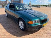 tweedehands BMW 323 3-SERIE Coupé i 325i - Automaat - E36 1995 - Airco - leer