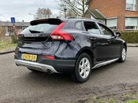 tweedehands Volvo V40 CC 1.5 T3 Summum * Navi * Pano * Dealer-Auto! *