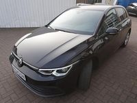Occasion VW Golf VIII Business 131 PK (96 kW) 2023 Zwart (parellak) Hatchback