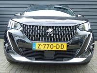 tweedehands Peugeot 2008 1.2 PURETECH 130PK GT AUTOMAAT / NAVI / CLIMA / PDC / 17"LMV / CAMERA / FULL-LED / BLUETOOTH / CRUISECONTROL / 1E EIGENAAR / NIEUWSTAAT !!