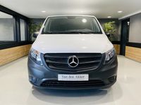 tweedehands Mercedes Vito 116 CDI Lang Automaat // Achteruitrijcamera // Achterdeuren 270 graden // Grootbeeld navigatie // Comfort Stoel // Tweezits bijrijders bank // Cruise Control // Houten laadvloer // Parkeerpakket // Stoelverwarming bestuurder