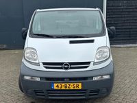 tweedehands Opel Vivaro 2.5 CDTI L2H1DC Elegance