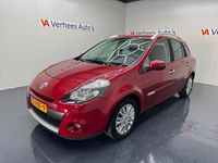 Occasion Renault Clio GrandTour Collection 103 PK (75 kW) 2011 Rood Stationwagen