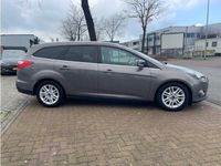 tweedehands Ford Focus Wagon 1.0 EcoBoost 125pk Titanium Airco/ECC,Navigatie