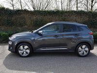 tweedehands Hyundai Kona EV Fashion 64 kWh 204PK | €17.950 NA SUBSIDIE | CA