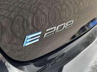 tweedehands Peugeot e-208 EV 50kWh 136pk Style | Navigatie | Active Safety Brake met Distance alert | Appel carplay | Cruiscontrol |
