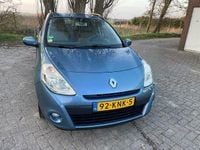 Occasion Renault Clio GrandTour Business 101 PK (74 kW) 2010 Blauw Stationwagen