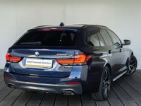 tweedehands BMW 530 5-SERIE Touring e High Executive M Sportpakket Pro / Head-Up Display / Glazen panoramadak / Elektrisch verwarmde voorstoelen / Comfort Access /
