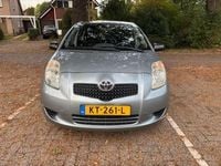 Occasion Toyota Yaris Cool 87 PK (63 kW) 2009 Zilver Hatchback