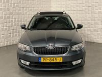 tweedehands Skoda Octavia Combi 1.4 TSI Greentech Style PANO AUTOMAAT