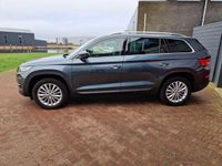 tweedehands Skoda Kodiaq 1.5 TSI Style Business 7p. 12 BOVAG GAR. | TREKHAAK | CAMERA | EL. ACHTERKLEP | NAVI | HALF LEDER | STOELVERW.