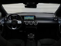 tweedehands Mercedes A200 AMG Line Edition1 Panodak Burmester Sfeerverlichti