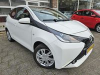 tweedehands Toyota Aygo 1.0 VVT-i x-sport Airco/Lm velgen