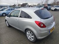 Occasion Opel Corsa Essentia 80 PK (58 kW) 2008 Grijs Hatchback