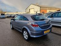 tweedehands Opel Astra GTC 1.6 Enjoy Airco Bj:2005 NAP!