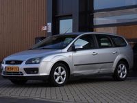 tweedehands Ford Focus Wagon 1.6-16V Futura | Nap | Export \ Handel |